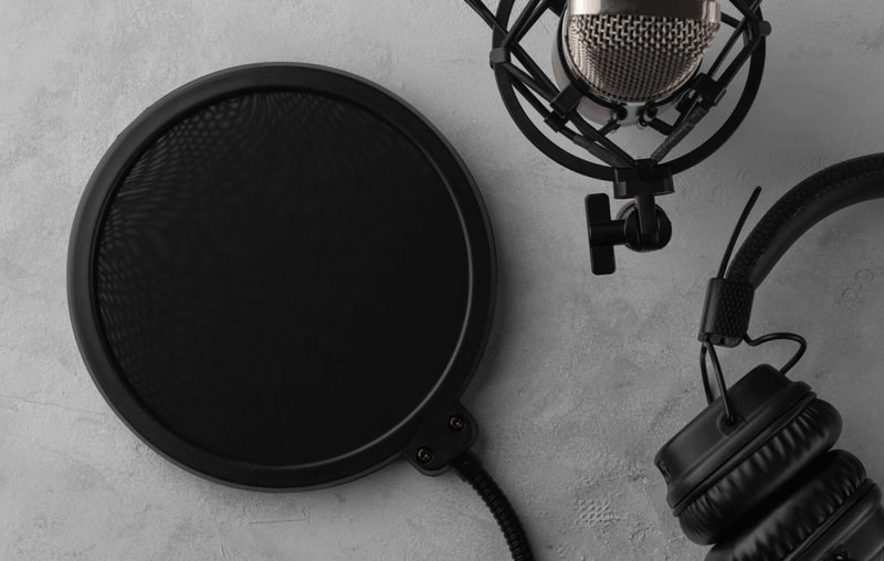 The 8 Best Pop Filters for Podcasters in 2022 (Every Budget)